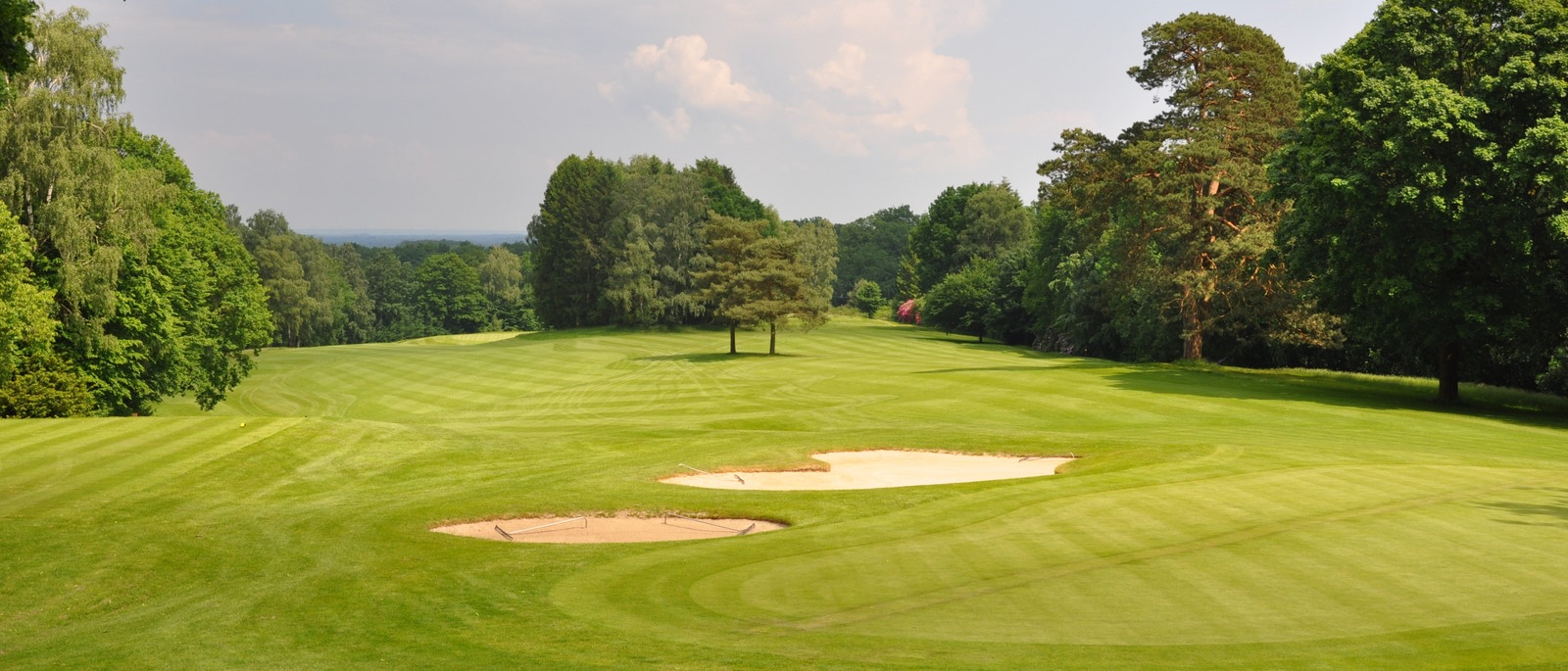 Blick über die Anlage des Hamburger Land- und Golf-Clubs